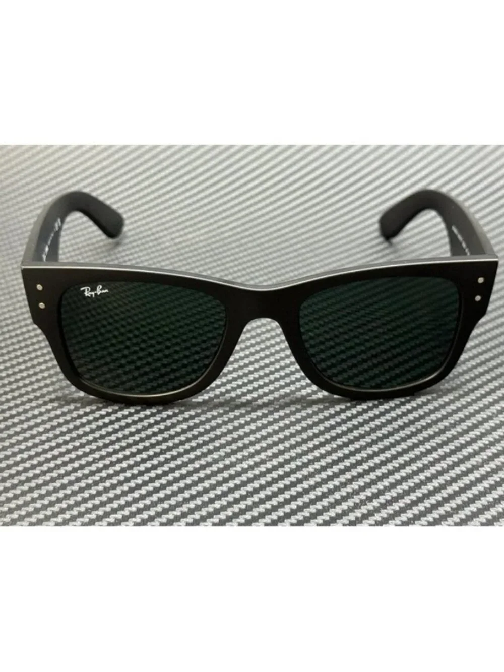New Ray-Ban Men Matte Black Sunglasses 52-21-145